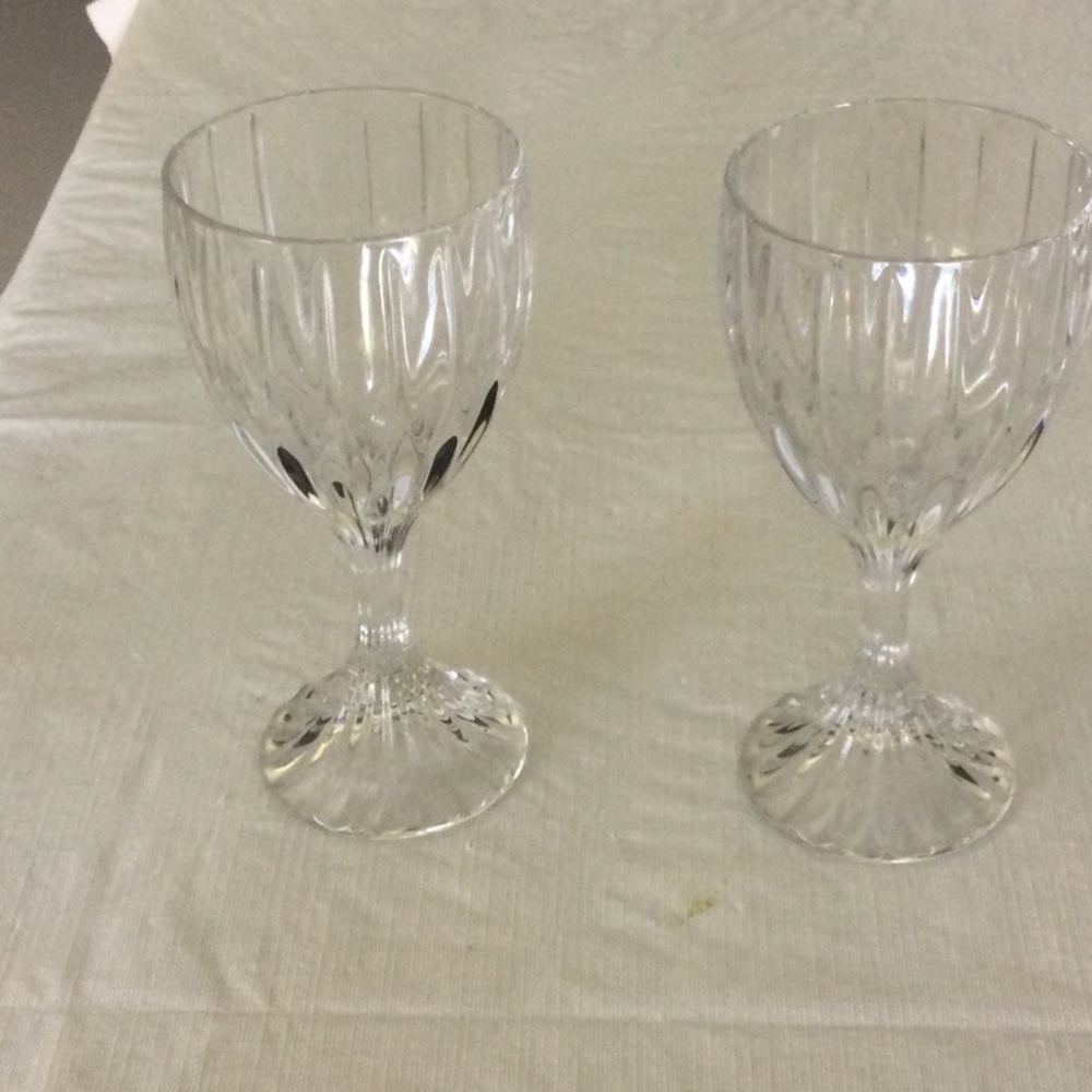 Mikasa Crystal Goblet Glasses Set